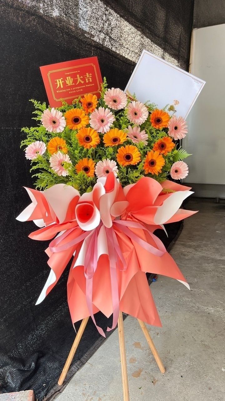Grand Opening Fresh Flower Stand F55