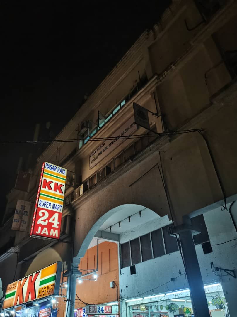 KK Mart Shoplot Lightbox 