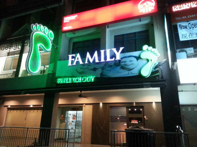 LED NEON LIGHT SIGNAGE MAKER AT MALAYSIA | SUBANG JAYA | USJ