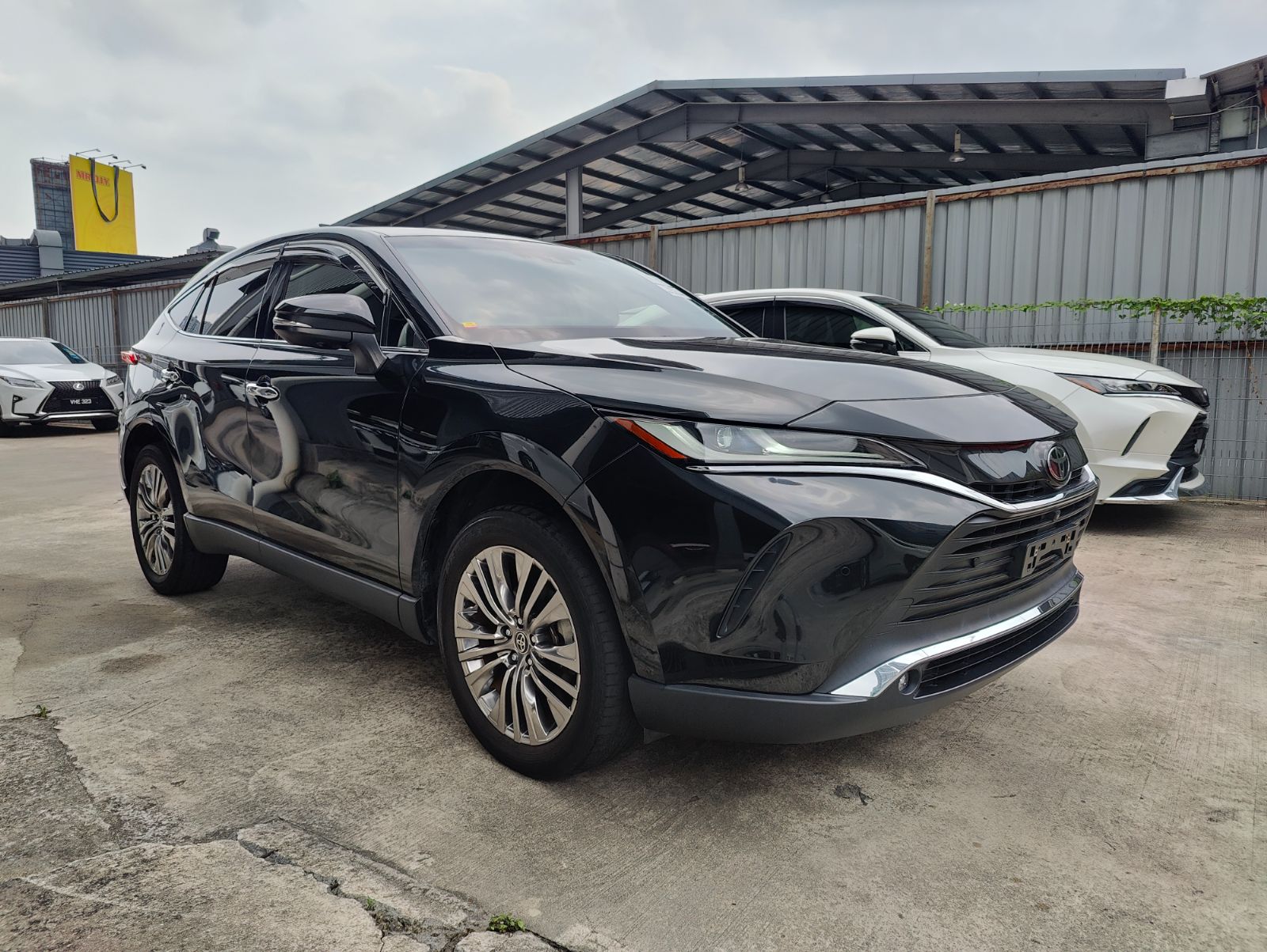 2021 TOYOTA HARRIER 2.0 Z (2292)