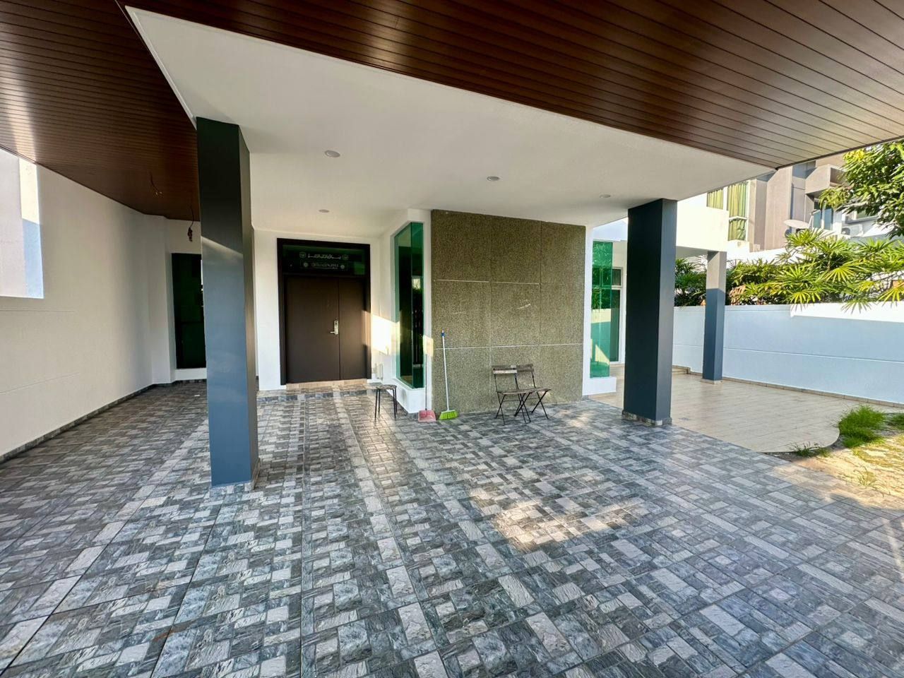 Jalan Ponderosa 1, Taman Ponderosa @Double Storey Semi D House FOR SALE