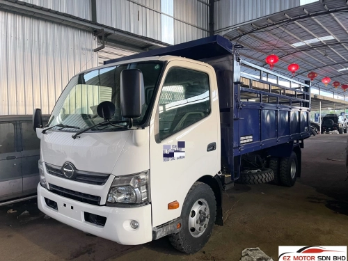 HINO XZU710 Oil Palms Bucket Dump Truck (SOLD)