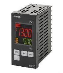 OMRON E5EZ-Q3T 100-240V