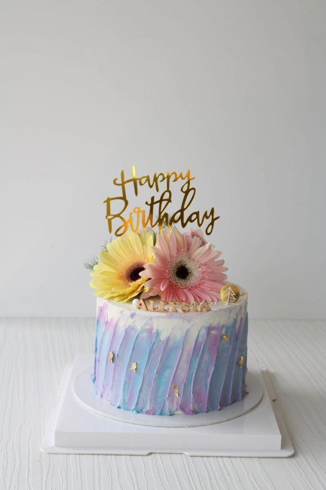 Daisy Geberray Flower Cake
