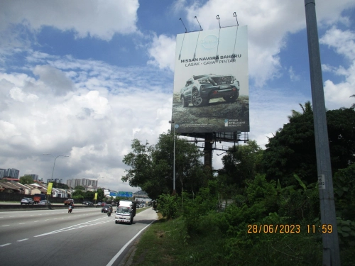 Di Lebuhraya Selayang - Kepong Bersebelahan Dengan Sri Damansara Dan Lebuhraya Damansara Puchong