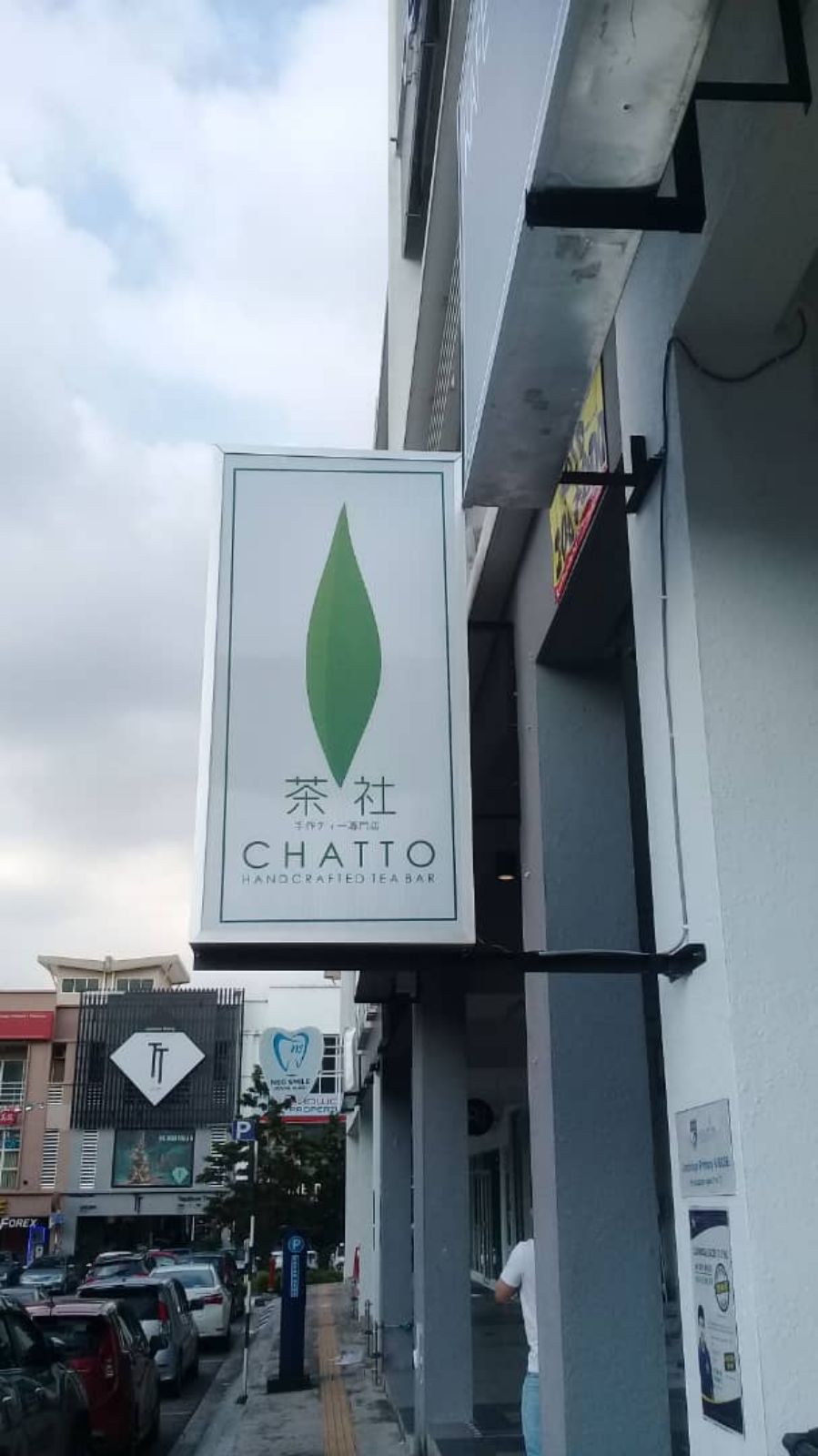 耐用吊挂式双视角灯箱招牌供应商 | Butterworth、Bukit Mertajam & Nilai