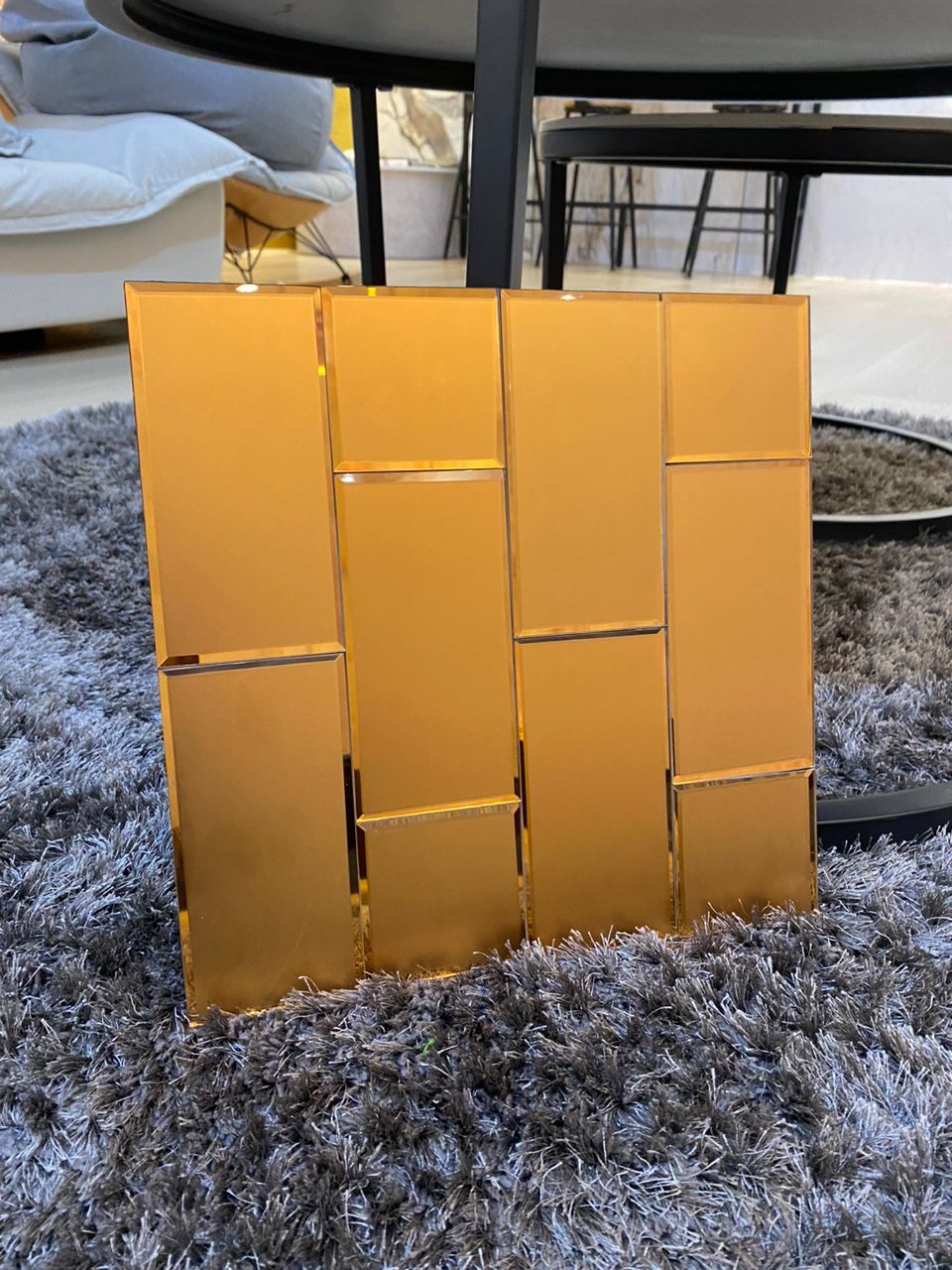 M05 (Bronze Brick Mirror)