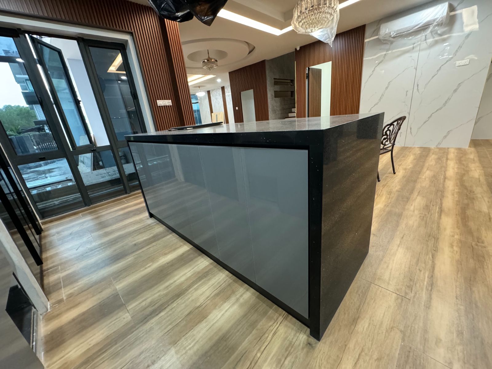 QUARTZ STONE ISLAND TABLE | KITCHEN AT KLANG | SHAH ALAM | KAPAR