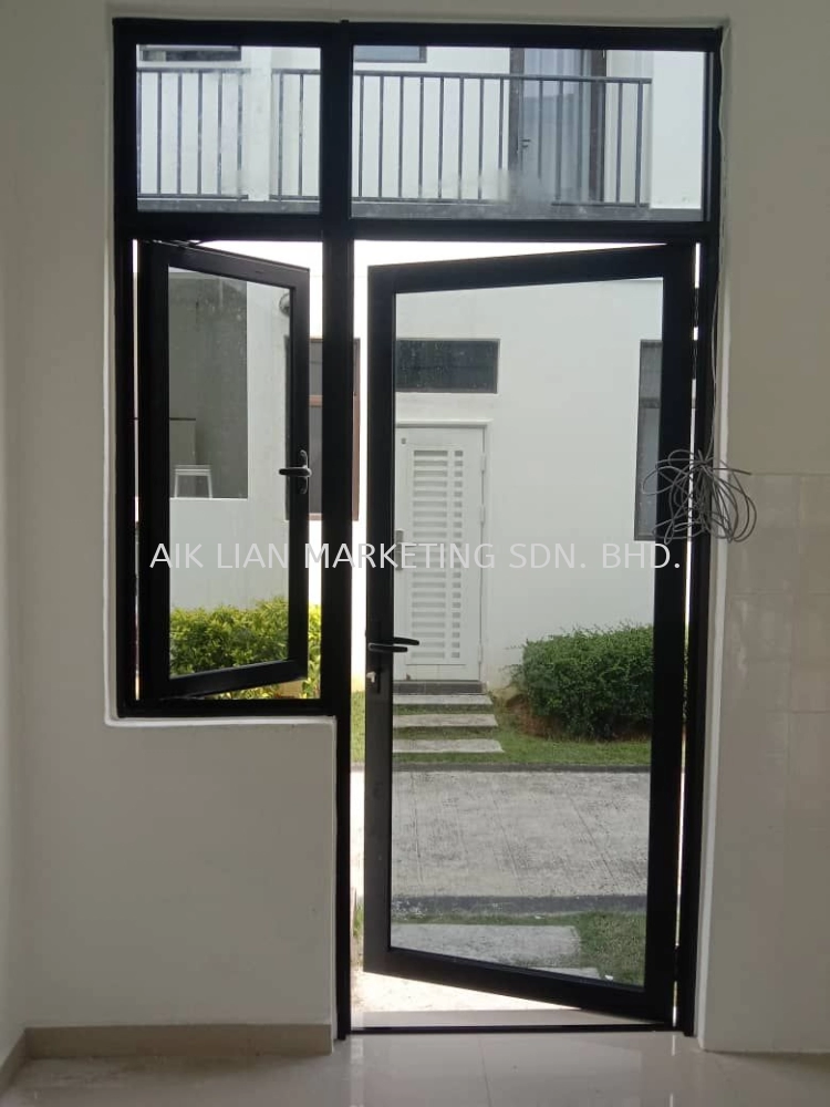 Kitchen Swing Door With Window Manufacturer At Puchong | Setia Alam | Jenjarom | Banting | Sepang | Dengkil | Tanjung Karang
