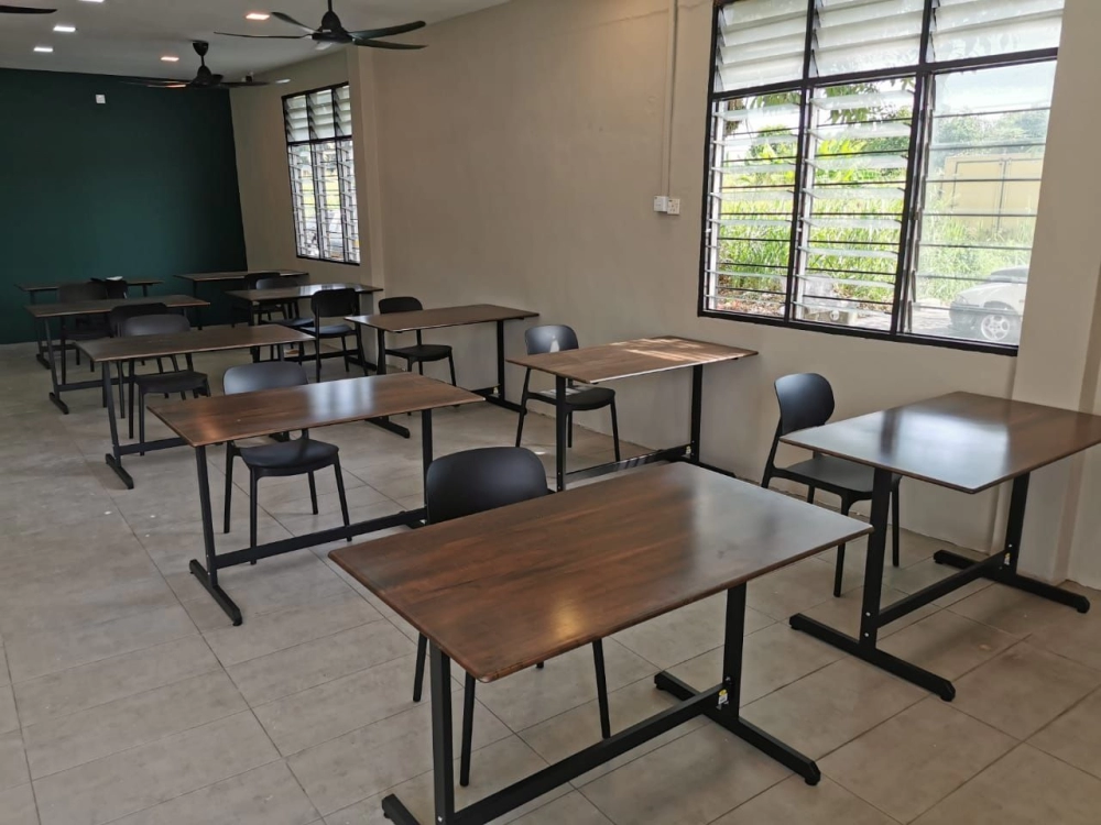 Rectangle Smart Top Dining Table | Factory Cafeteria Table | 2 Compartment Worker Locker | Cafe Furniture | Metal Locker Supplier | KL | Cheras | Subang | Ampang | Ipoh | Kulim | Lunas | Jitra | Melaka