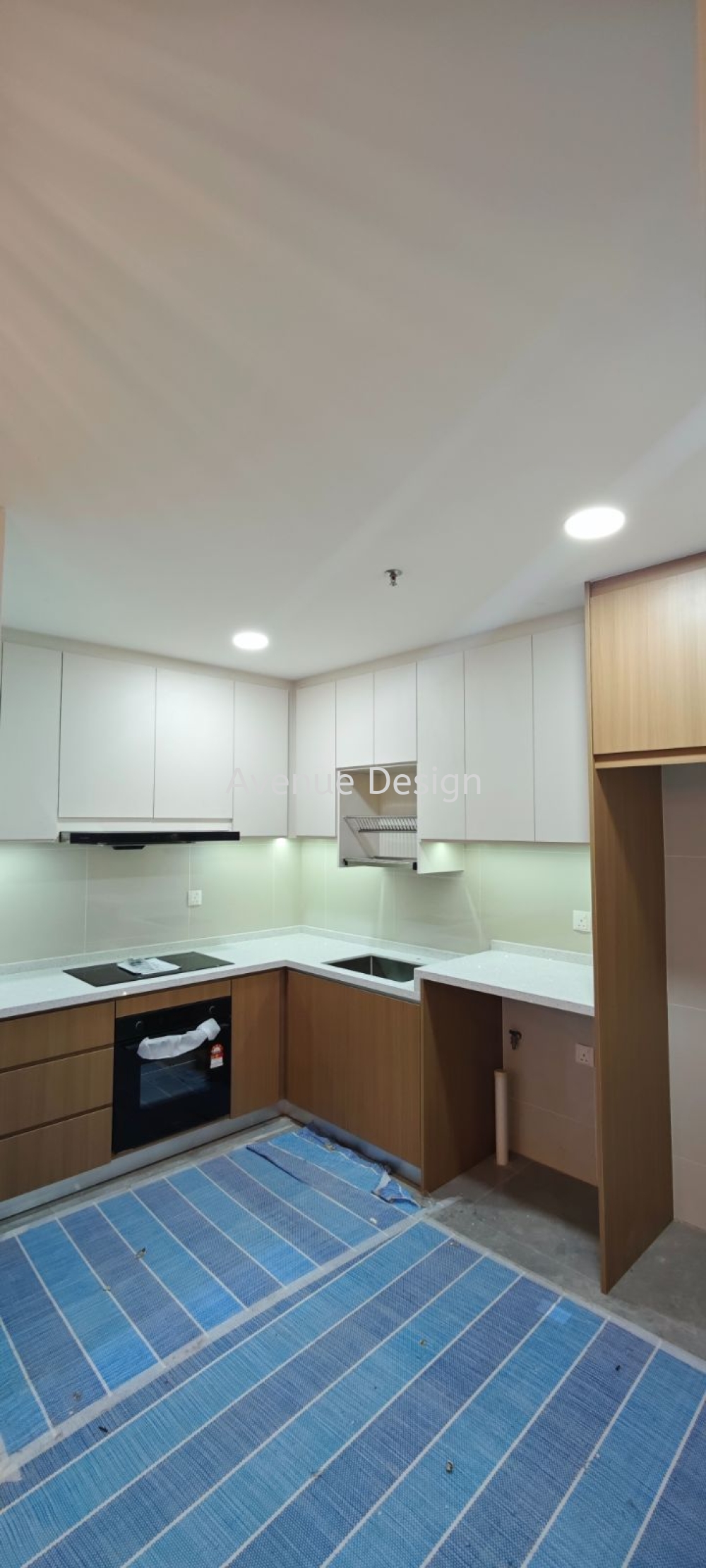 Custom Made Kitchen Cabinet in Mont Kiara