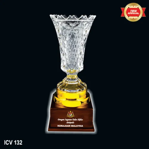 Exclusive Crystal Plaque - ICV 132