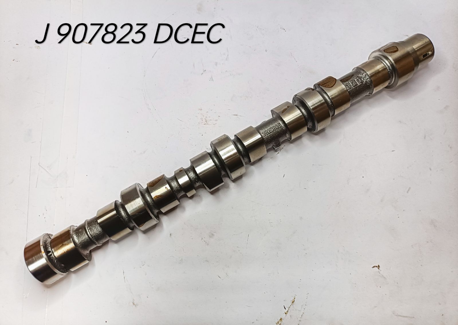 J 907823  ( DCEC )  CAM   SHAFT