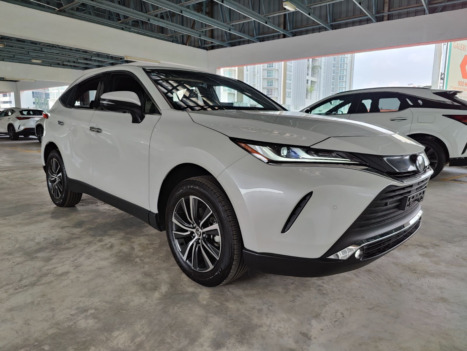 2025 TOYOTA HARRIER 2.0 G (0620)