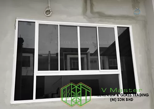 SLIDING WINDOW WITH FIXED GLASS