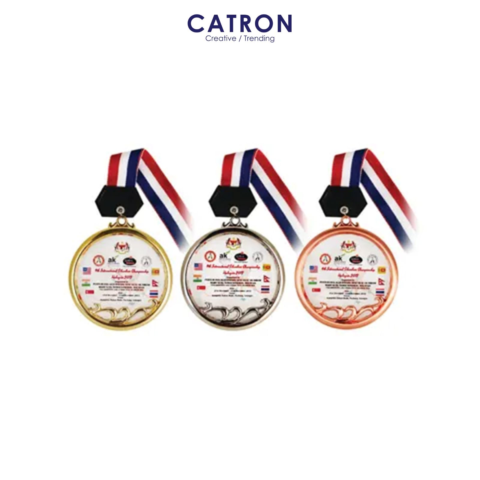 N8138 - CRYSTAL HANGING MEDAL