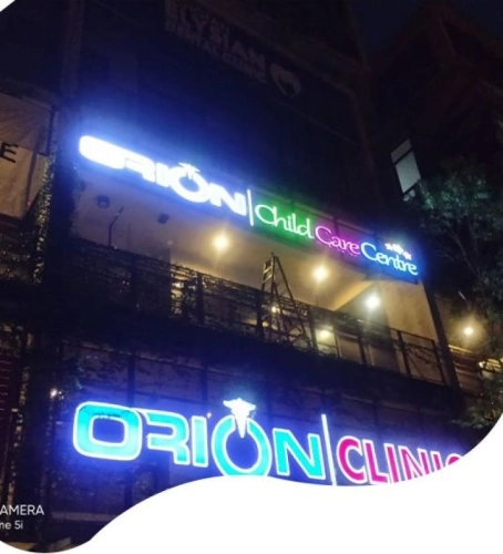 Signboard lightboard papan iklan banner 3D signage