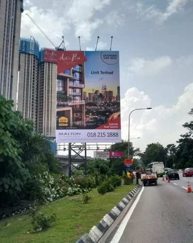 At Jalan Kuching Near Jalan Perhentian Flyover - Kuala Lumpur