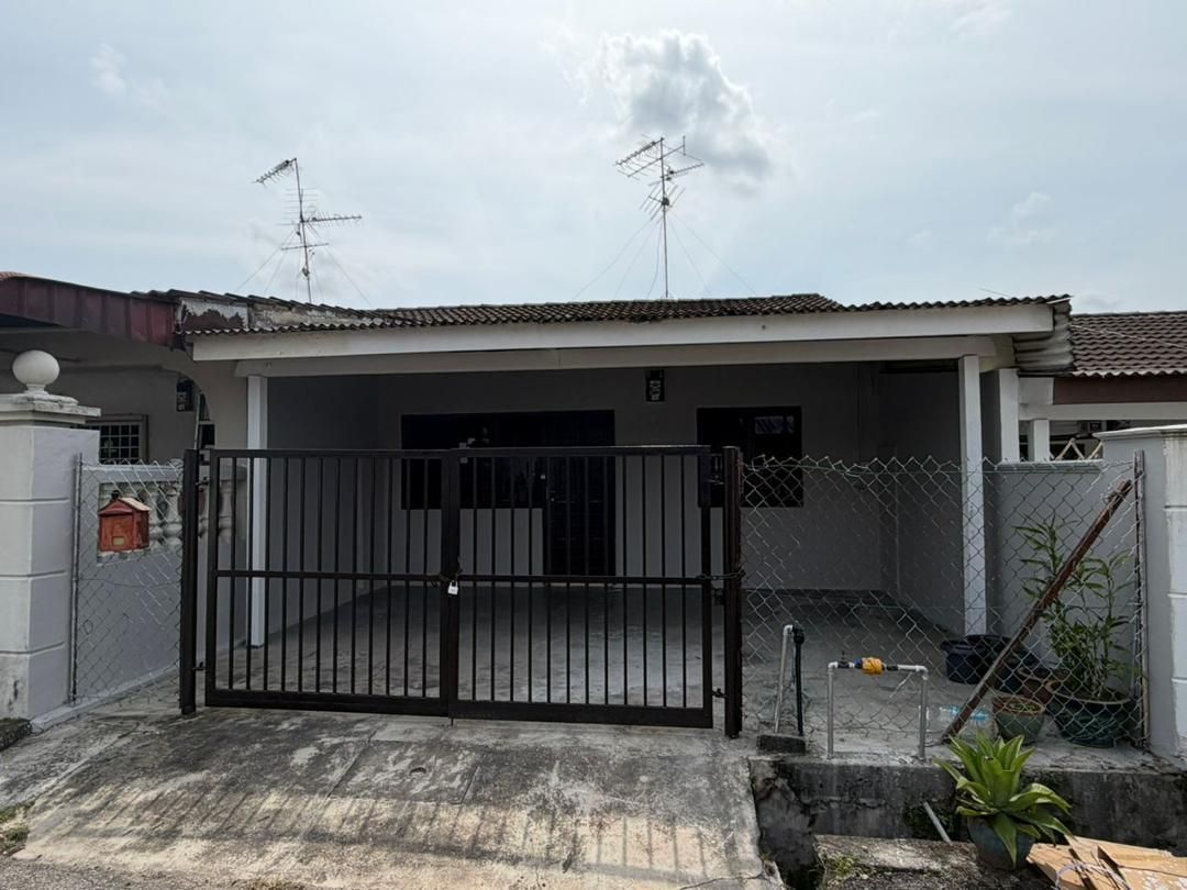 [FOR SALE] Renovated Single Storey Low Cost Terrace @ Taman Universiti, Skudai