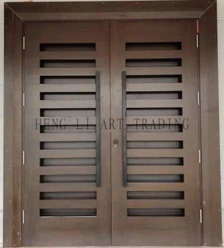 WOODEN MAIN DOOR 10