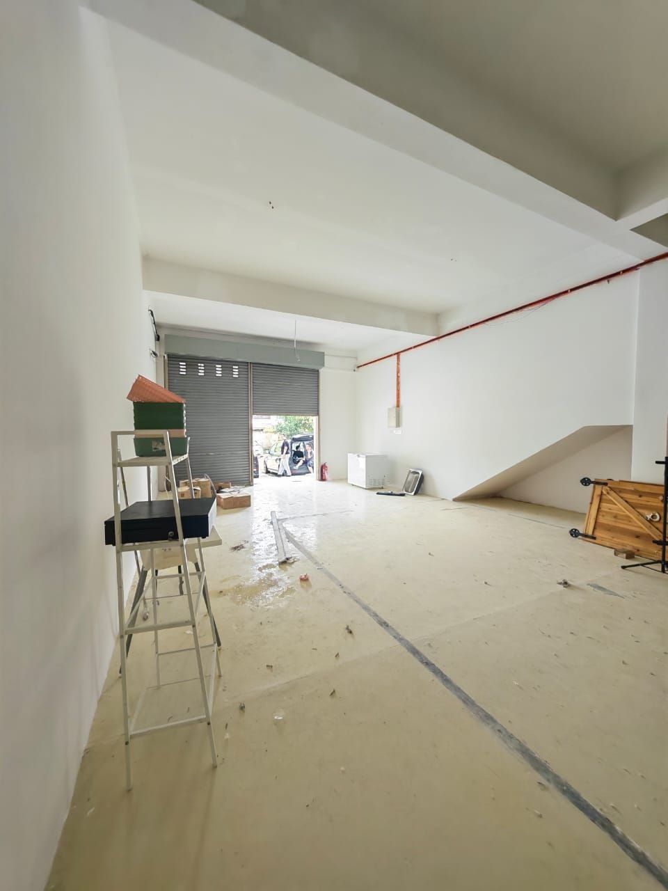 Taman Molek, Jalan Molek @3 storey Shop lot FOR RENT