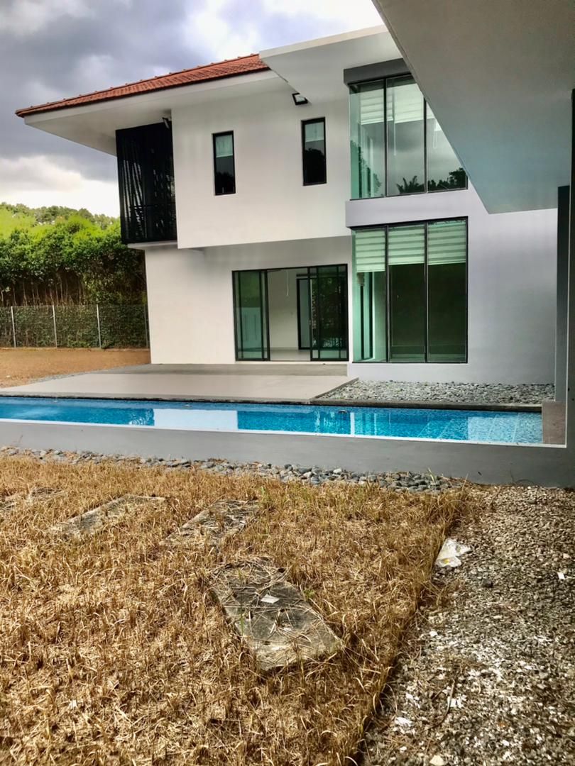 ​​​​​​​Luxury Freehold Bungalow in Premium Ledang Heights Township