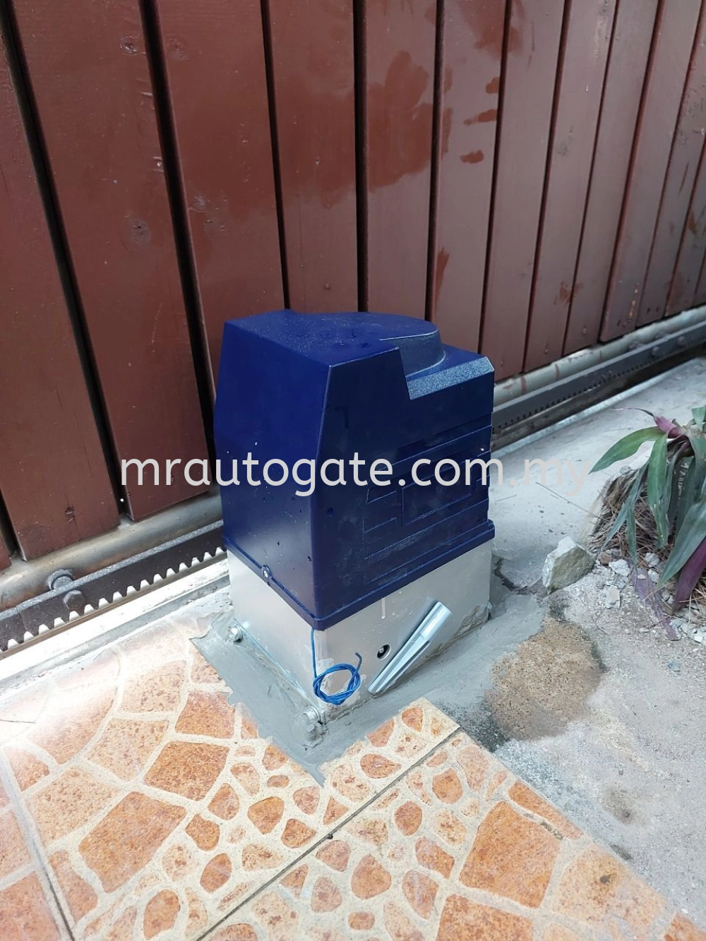 E8 E2100 Heavy Duty AC Sliding Auto Gate