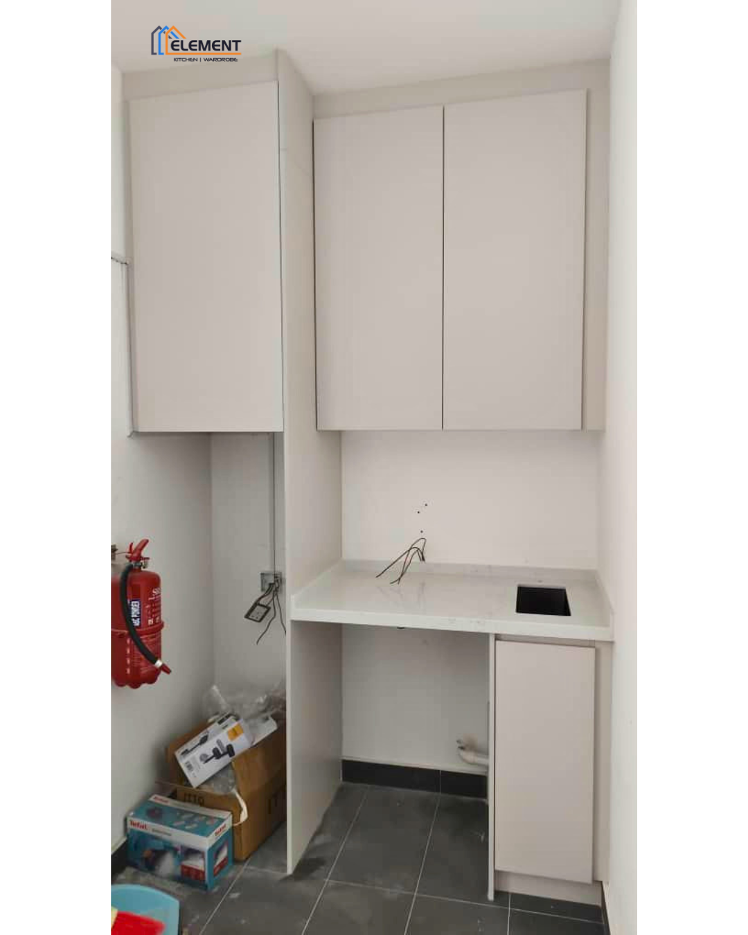 Compact Kitchen Cabinet with Mini Sink