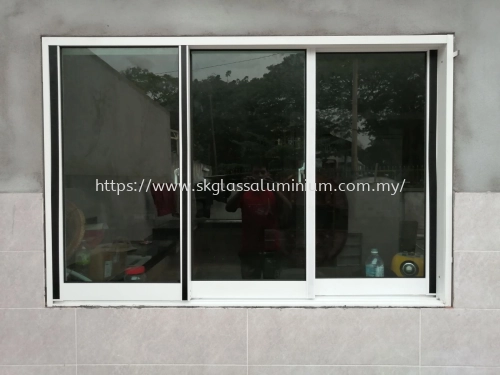 Sliding Window at Subang