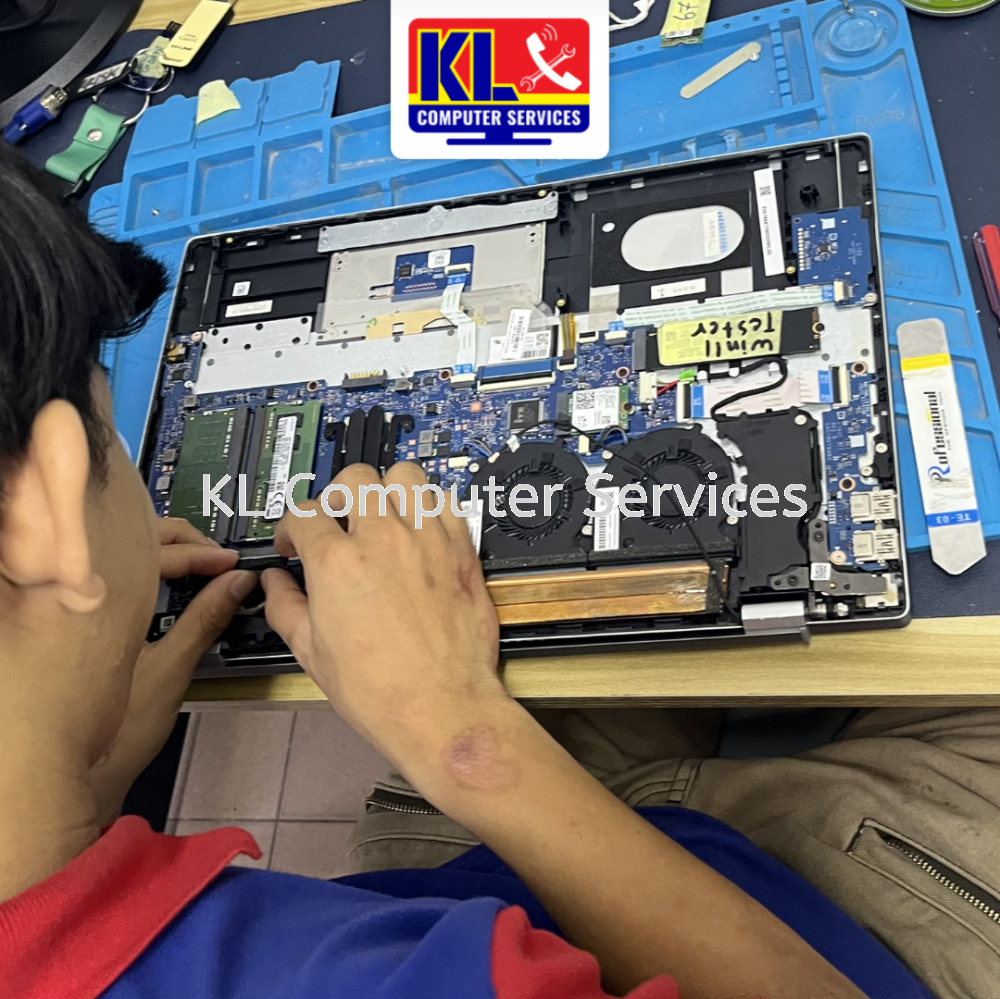 Laptop Water Damage Repair Sentul | Fast Liquid Damage Recovery