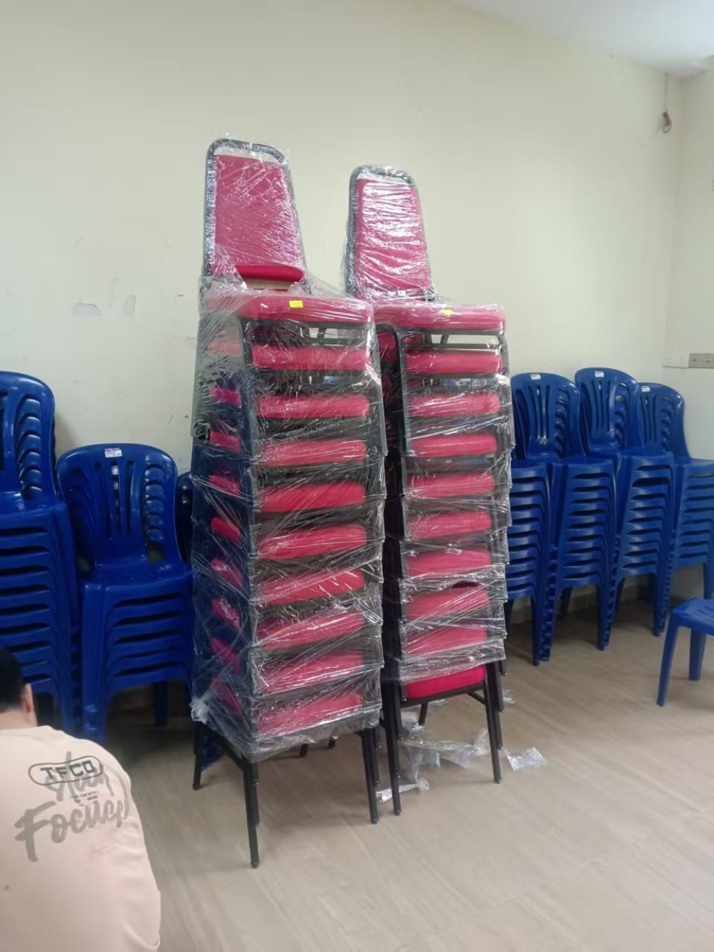 Banquet Chair Malaysia – Cushion Event Chair | Stackable Hall Chair | Wedding | School | Function Hall Supplier