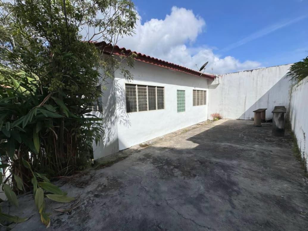 Taman Nong Chik – Rare Unblocked Semi-D House for Sale