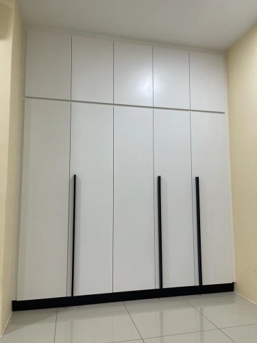 Swing Door Wardrobe