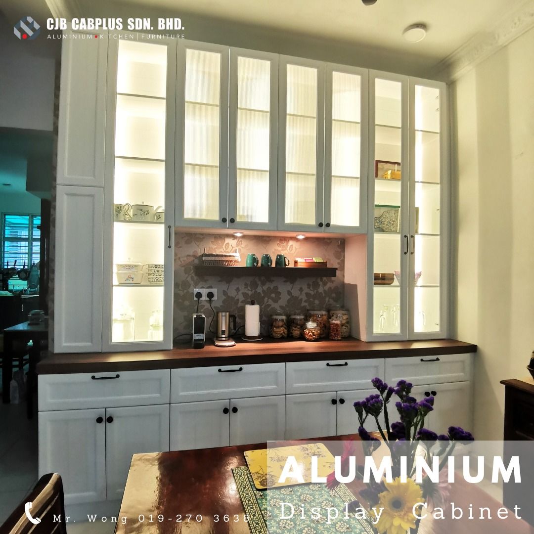 Fully Aluminium Display Cabinet