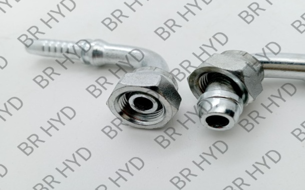 FITTING S853