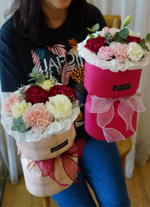 Mother鈥檚 Day Fresh Carnation  - Floral Tales Enterprise