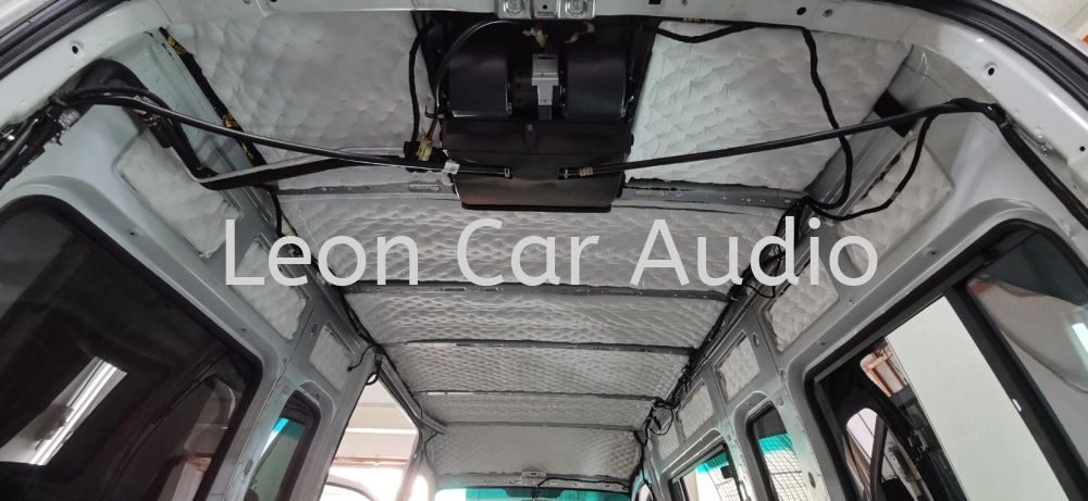Leon maxus v80 window Van conver Mobile Office - Fully Sound Heat Damping Proof System