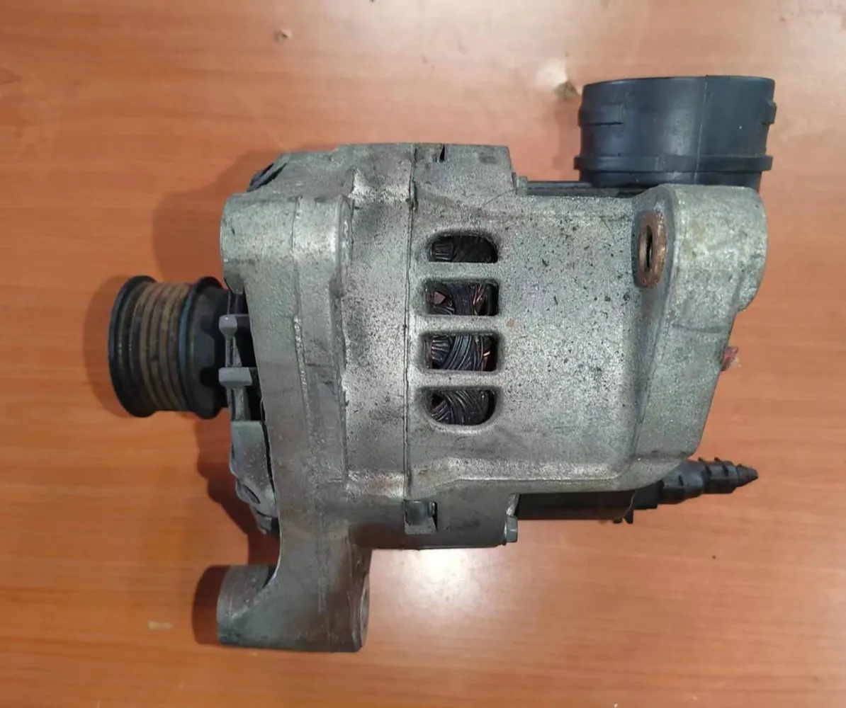 BMW E53 E83 X3 256S ALTERNATOR