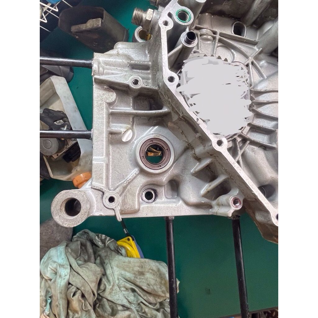 DUCATI MONSTER 795 CRANKCASE