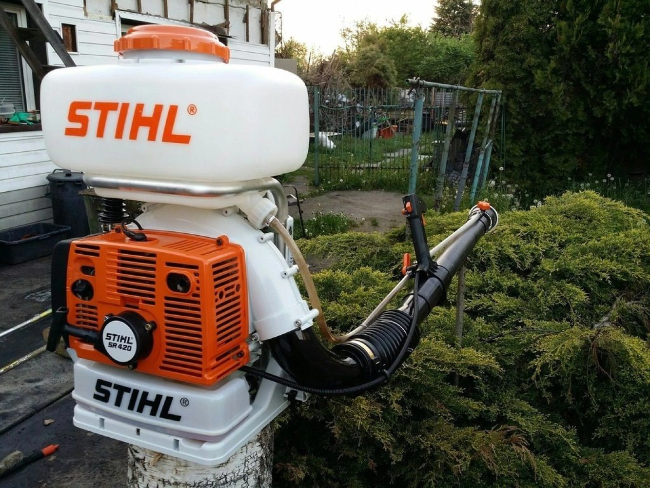 STIHL Powerful Backpack Mistblower,  56.5cc, SR420