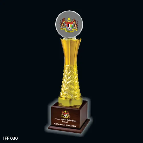 Exclusive Gold Effect Trophy - IFF 030