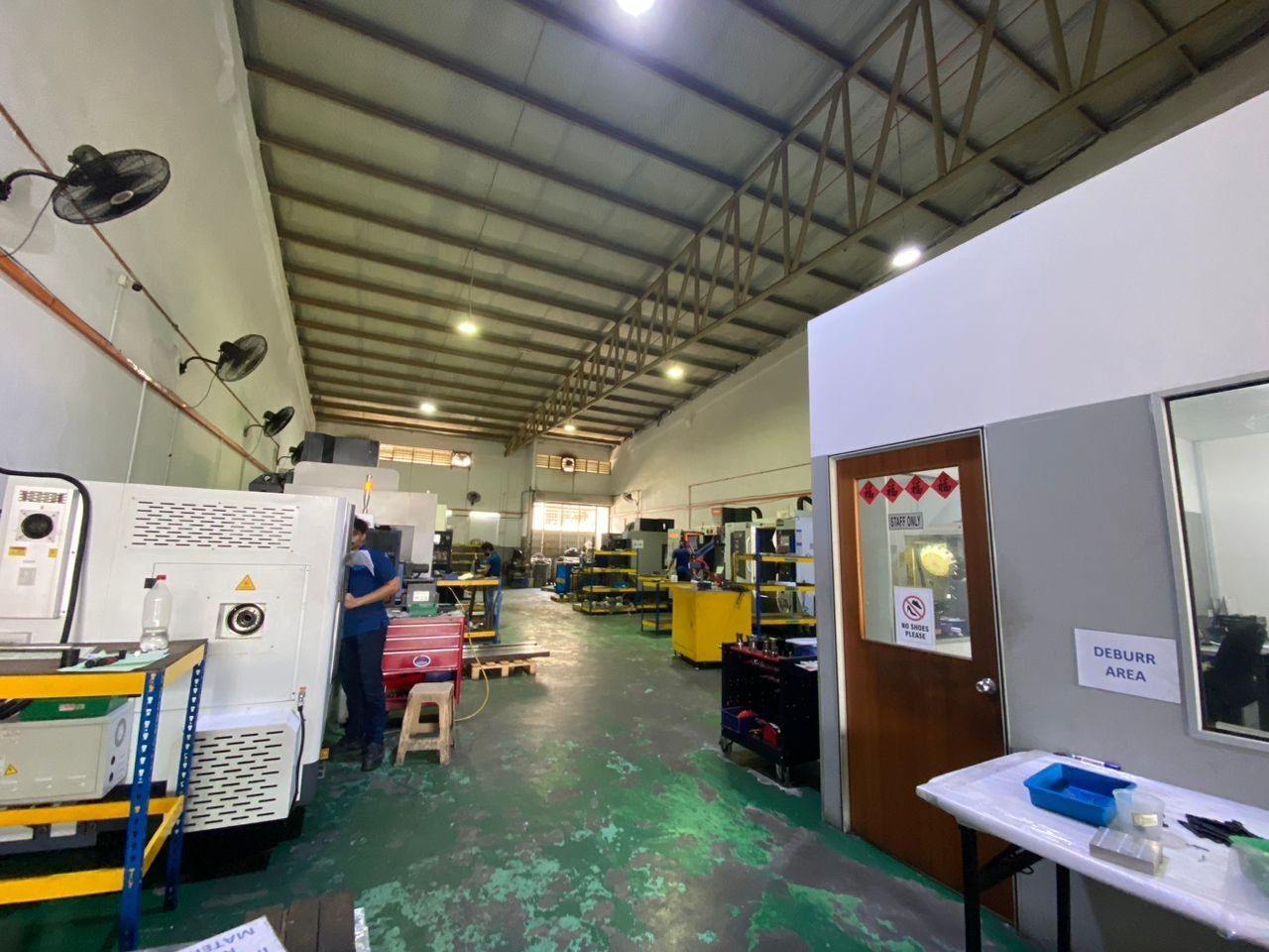 Perindustrian Desa Cemerlang,Ulu Tiram @1.5 storey Terrace Factory FOR SALE