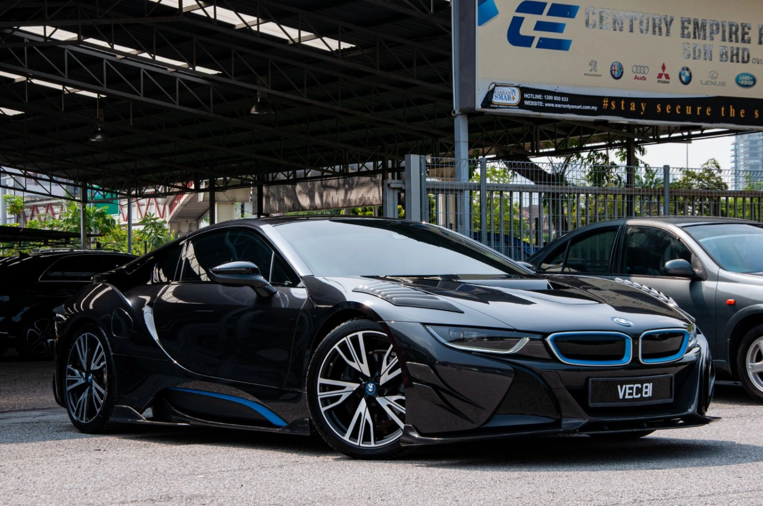 I8