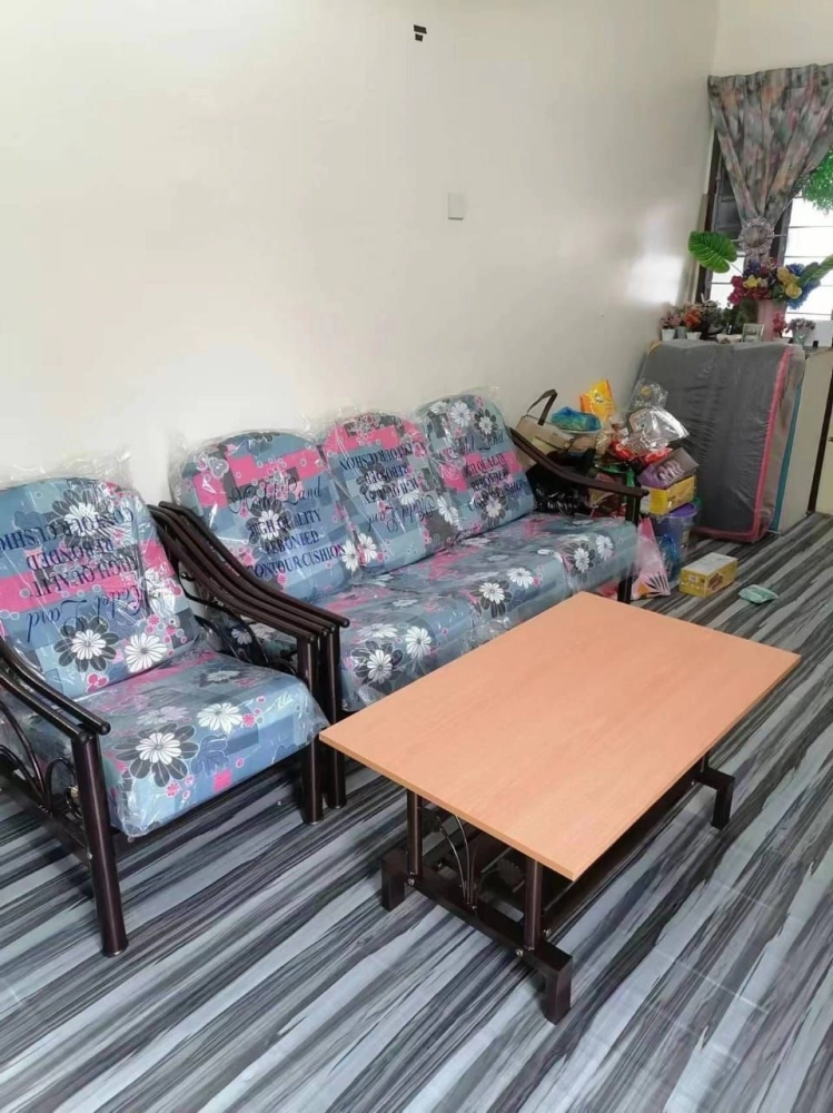 Traditional Design Metal Frame Sofa and Coffee Table | Kampung Style Metal Frame Sofa | Sofa Rangka Besi Tradisional | For Mattel Malaysia Sdn Bhd Penang Perak KL Kulim Lunas Sik Prai  