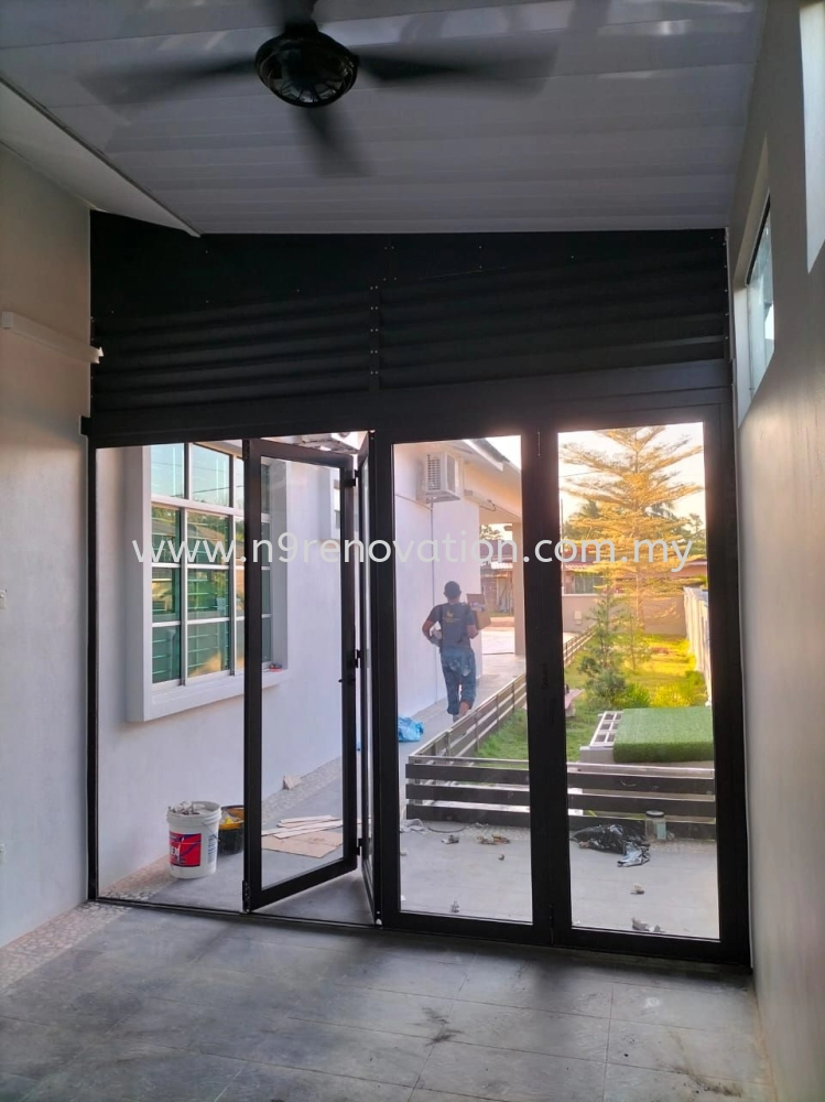 Aluminum Folding Door