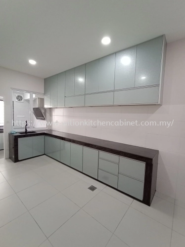 3G Glass Kitchen Cabinet @ Ara Sendayan,Seremban