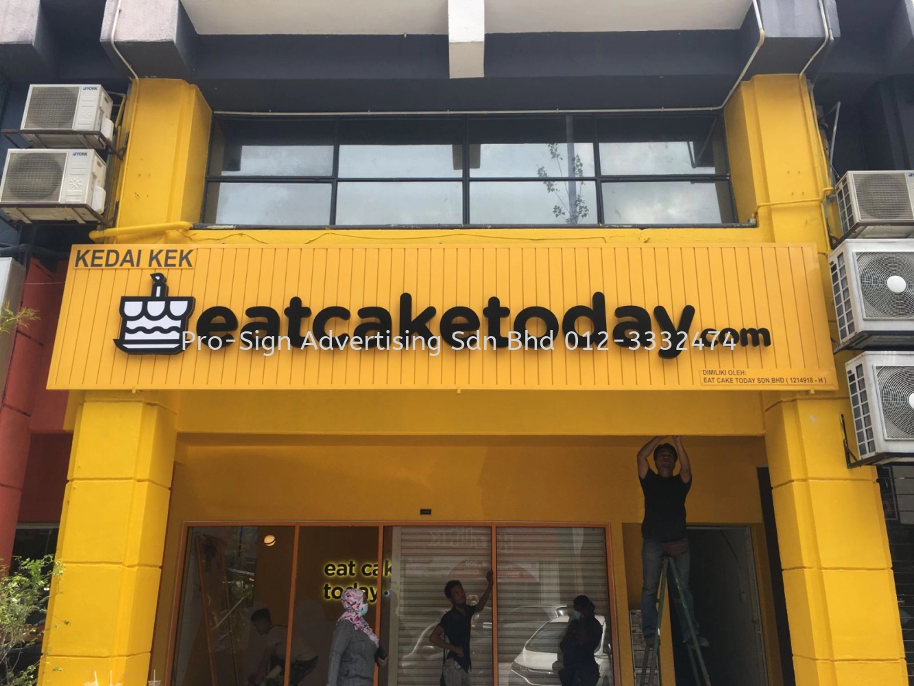 EG BACKLIT GI CLADDING (EAT CAKE TODAY, KL, 2020)