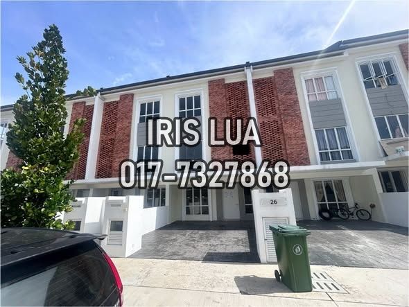Seni Residences @2 Storey Terrace House Bank Lelong/Auction