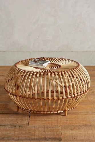 TAB 041 - RATTAN TABLE