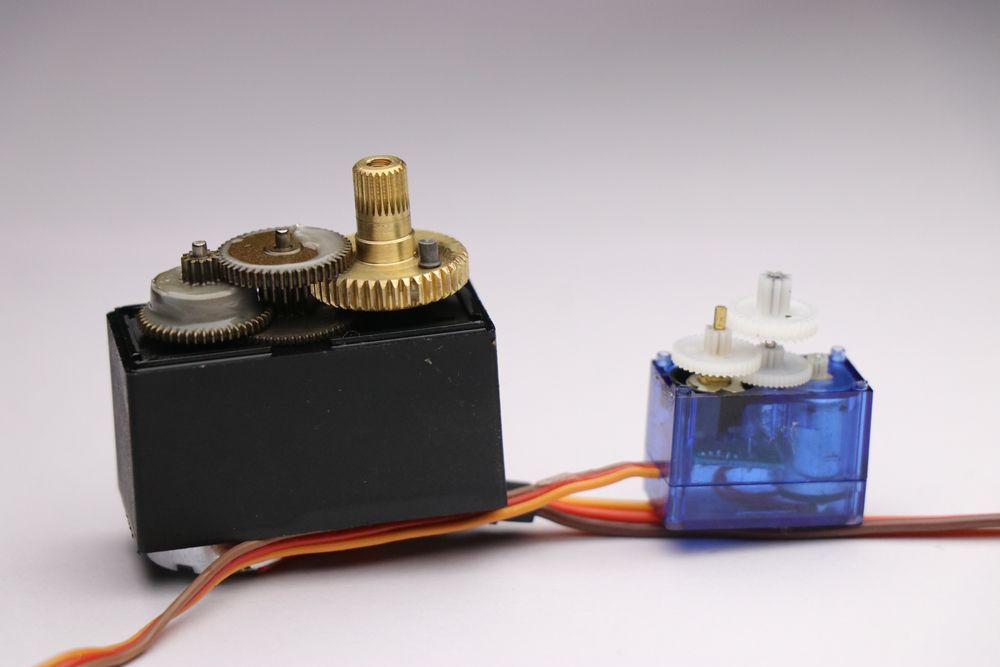Servo Motor Bearing Greasing Service